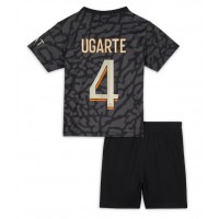 Billiga Paris Saint-Germain Manuel Ugarte #4 Barnkläder Tredje fotbollskläder till baby 2023-24 Kortärmad (+ Korta byxor)